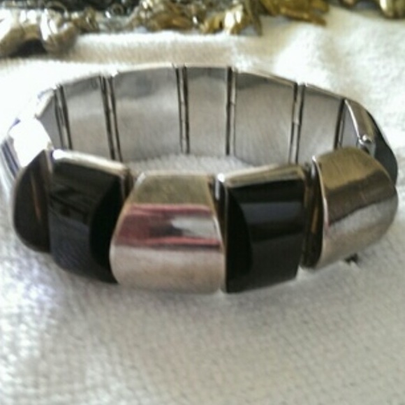 Vintage Saks Fifth  silver and black onyx bracelet - Picture 3 of 4